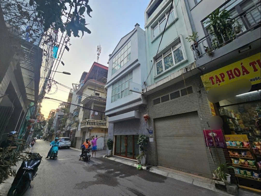 Bán nhà riêng Bạch Mai 40m2 x 5 tầng, ô tô tránh, ngủ trong nhà, thông sàn kinh doanh, giá chỉ hơn - Ảnh chính